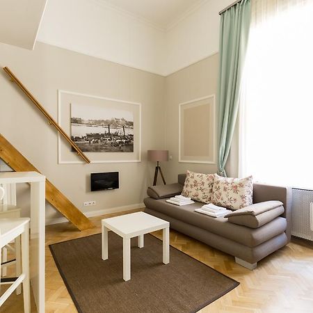 Lisianthus Apartments Budapest Luaran gambar