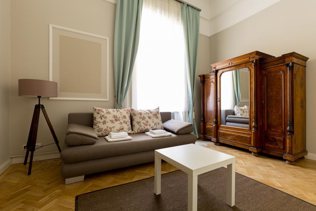 Lisianthus Apartments Budapest Luaran gambar